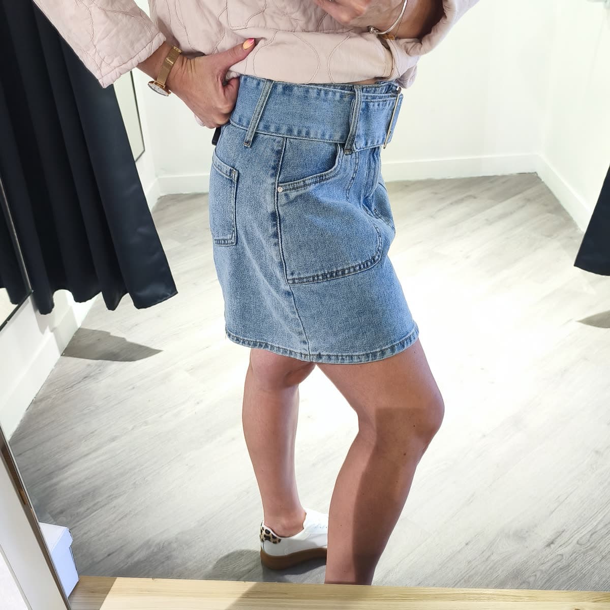 Jupe en jean Clair — détail