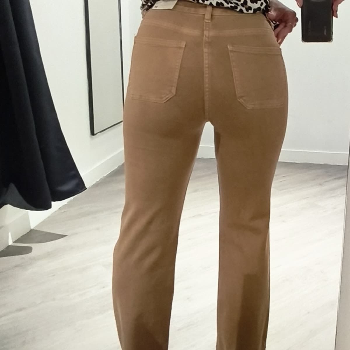 Pantalon large — vue 3